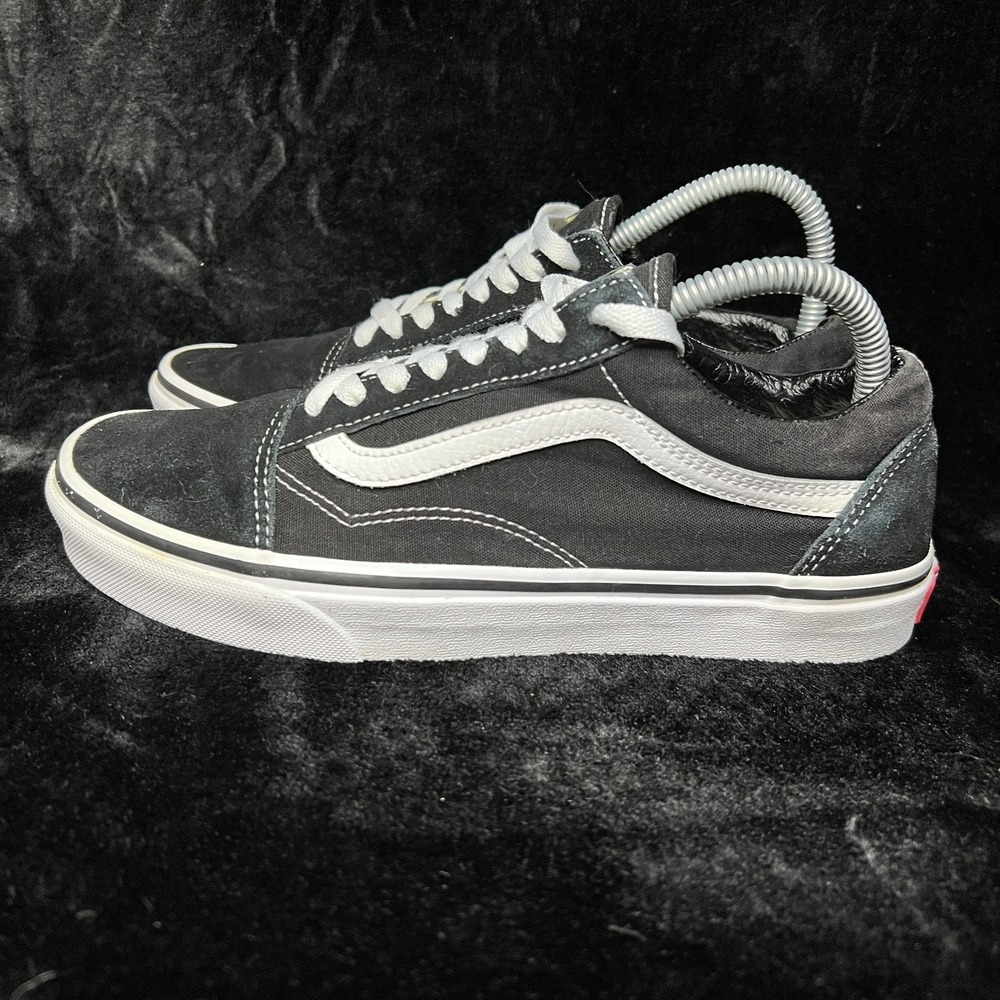 Vans Old Skool Unisex M6/W8.5 Skateboard Shoes Black White Athletic‎ Sneaker